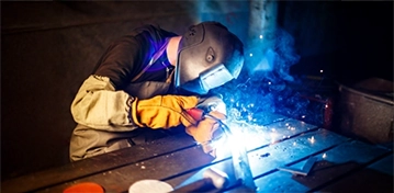 Área Corte y soldaduras