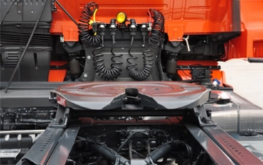 Tornamesa y punta de lanza